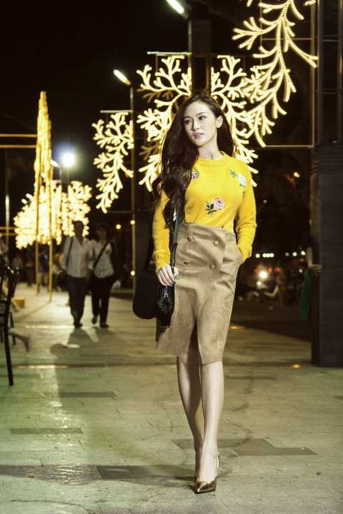 Riêng MV Nỗi nhớ trong anh, với sự xuất hiện của Hoa hậu Đại Dương – Đặng Thu Thảo sẽ mang đến cho người xem những hình ảnh của mùa đông đầy lãng mạn.