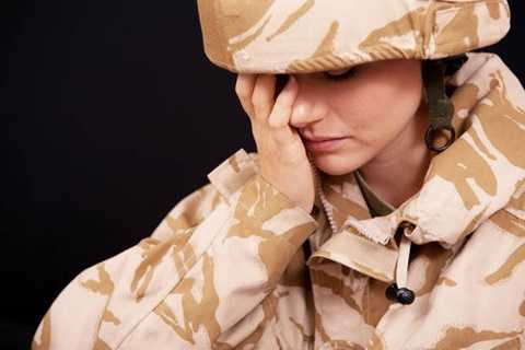 Tình trạng nữ quân nhân bị hiếp dâm ngày càng xuất hiện nhiều trong quân đội Anh Tình trạng nữ quân nhân bị hiếp dâm ngày càng xuất hiện nhiều trong quân đội Anh