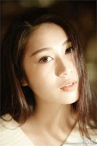 Bức ảnh này khiến nhiều người nhầm cô với một nữ diễn viên nổi tiếng.