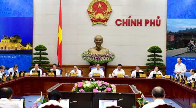 Giảm hơn 4 nghìn công chức năm 2016: Nỗ lực rất lớn của chính phủ