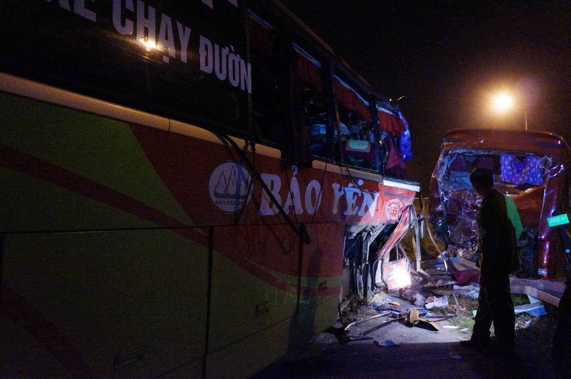 Phó Thủ tướng cũng gửi lời chia buồn tới gia đình các nạn nhân tử vong, thăm hỏi các nạn nhân bị thương.