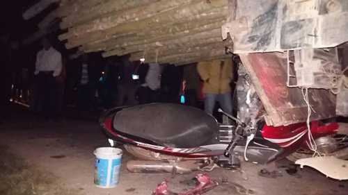 Hiện trường vụ tai nạn khiến 3 nạn nhân nhập viện. Ảnh: Ngọc Phan.