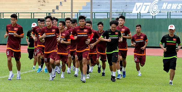 Mong muốn lúc này của HLV Miura không gì khác ngoài sự tiến bộ của các học trò U23 Việt Nam (ảnh: Hoàng Tùng)