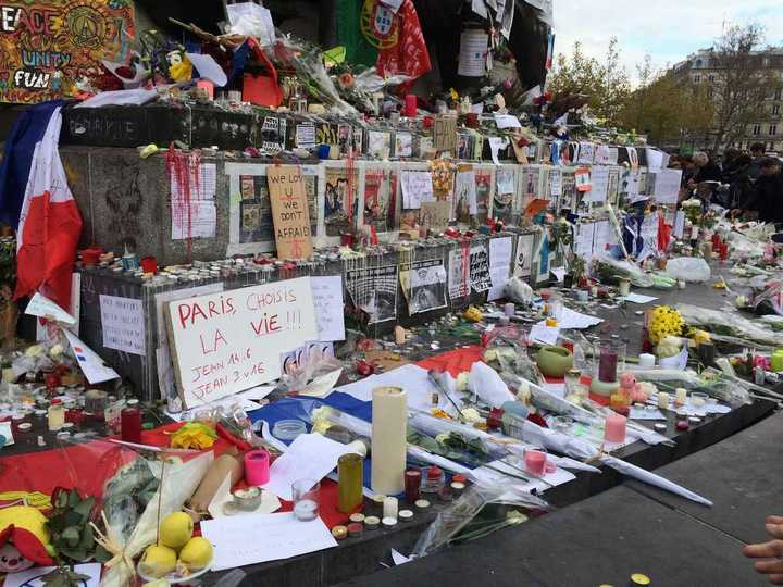 tình khúc vượt thời gian