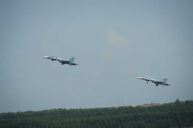 Các bài tập bay với Su30Mk2 diễn ra hằng tuần và nhiều giờ liền trong buổi sáng hoặc đêm - Ảnh: Thuận Thắng