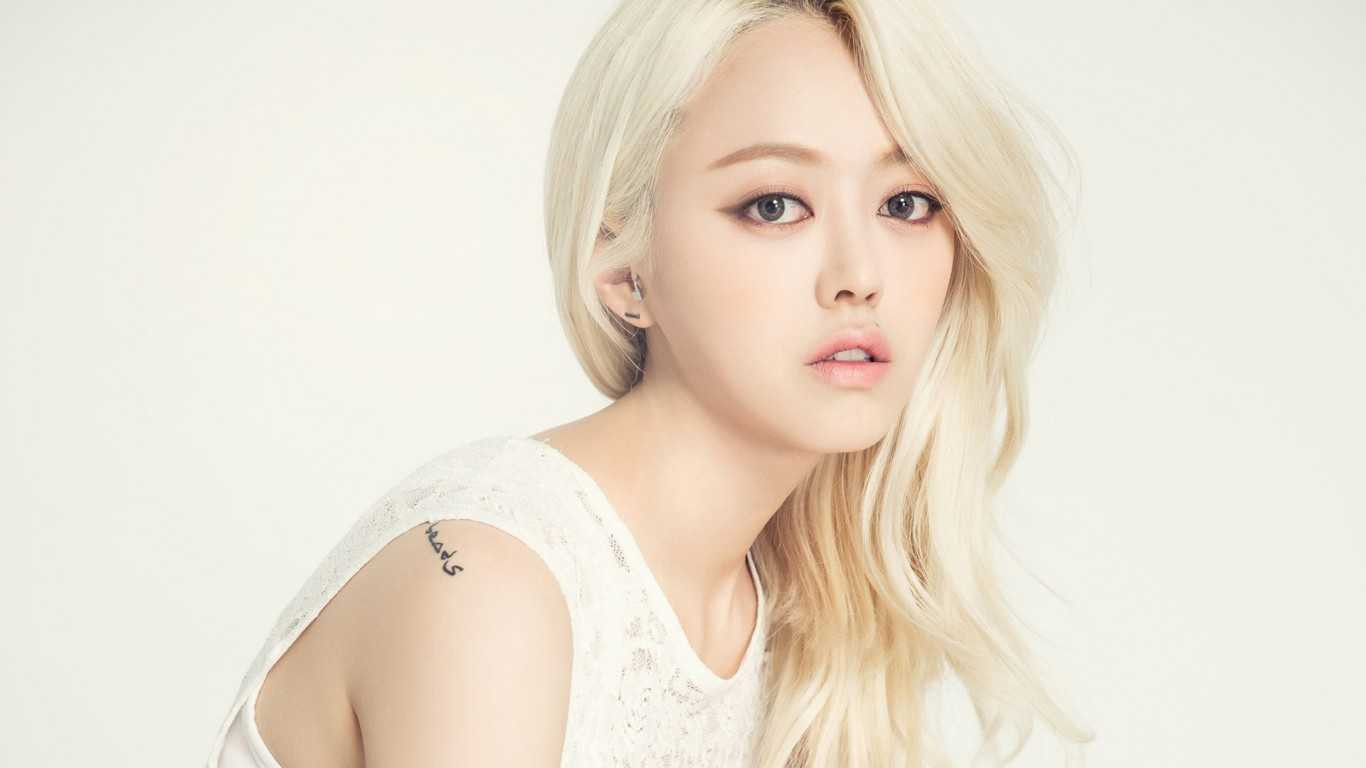 Tử vi 22/12: Bạch Dương bận tối mắt tối mũi vì công việc