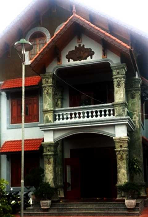 Xung quanh căn biệt thự của Thông được lắp đặt hệ thống camera giám sát