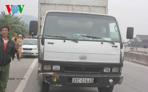 Chiếc xe do tài xế Lê điều khiển gây tai nạn và bỏ trốn