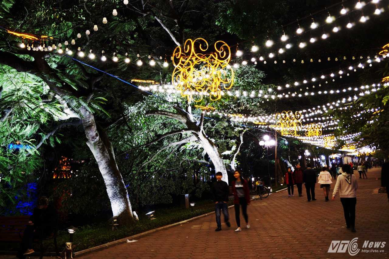 Những điểm vui chơi Noel lý tưởng không thể bỏ qua ở Hà Nội