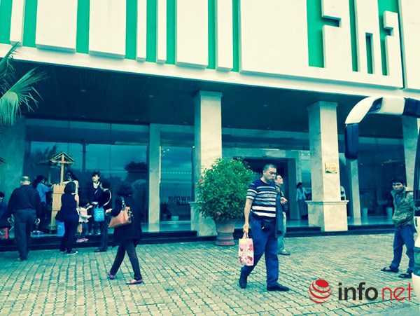 Du khách Trung Quốc... 