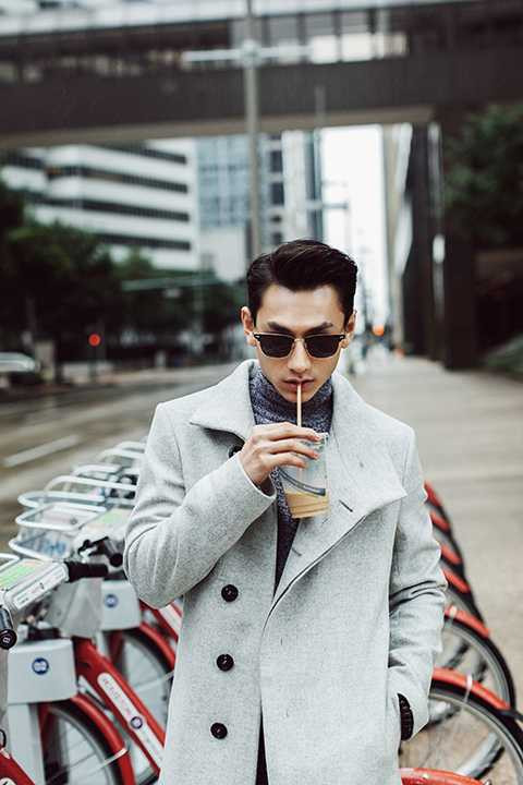 Isaac vừa có chuyến lưu diễn ở Mỹ và đón mùa đông tại đây.