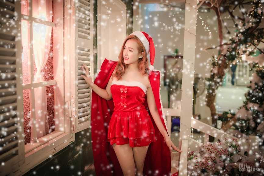 Khi được hỏi về những cột mốc đáng nhớ trong sự nghiệp DJ, Trang Moon chia sẻ: Trên con đường DJ mình đã chọn, có 2 bước ngoặt quan trọng. Đầu tiên là việc được bố mẹ đồng ý cho học và theo nghề. Thứ 2 là lần đầu được nhận show biểu diễn, cảm giác lúc đó hạnh phúc vô cùng.