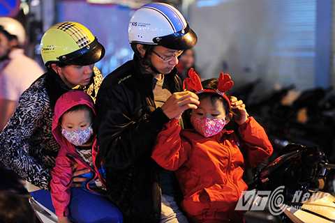 Và mua cho những món quà trang trí dễ thương.