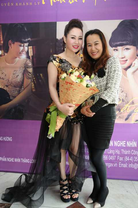 Nhạc sỹ Giáng Son chúc mừng Khánh Ly ra mắt album mới