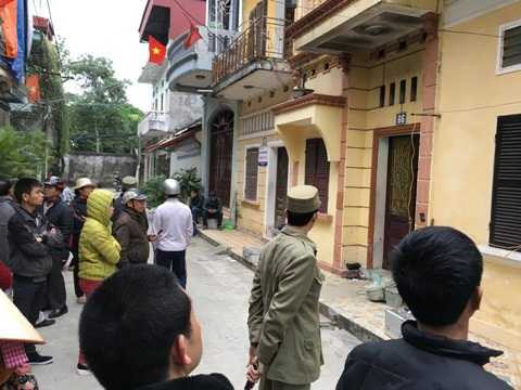 Hiện trường 2 vợ chồng chết thảm trong ngôi nhà bốc cháy