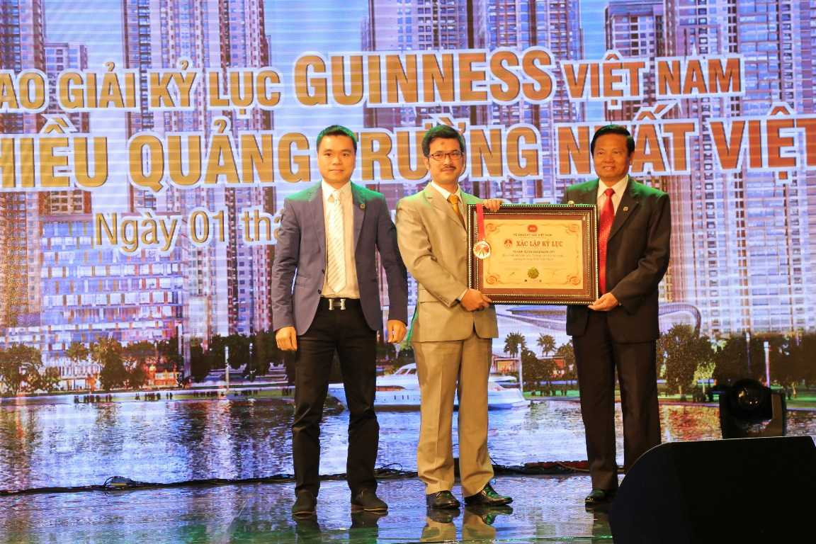 Dự án Goldmark City do TNR Holdings VN phát triển đã được chứng nhận lập kỷ lục Guiness Việt Nam