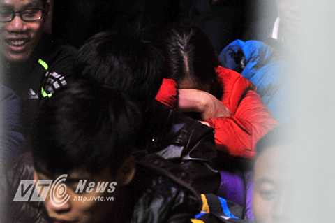 Ngủ gật, mệt mỏi chờ đợi