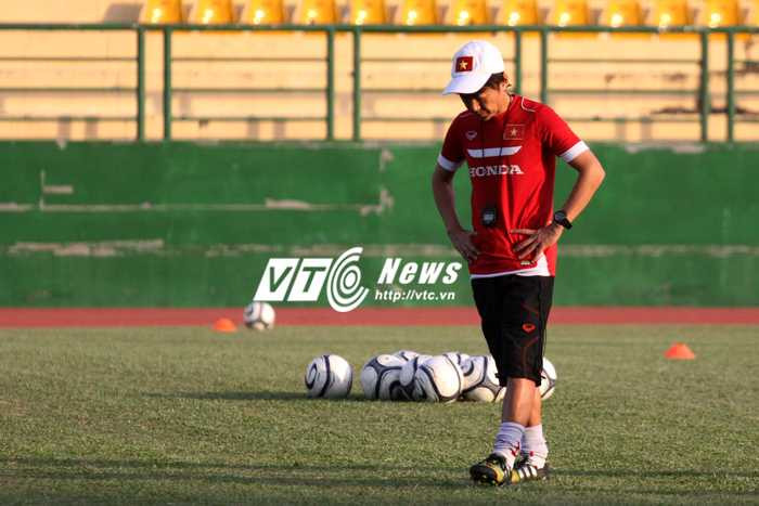 Kỉ luật như quân đội, còn học trò nào của Miura chơi bóng bằng cả đam mê? (ảnh: H.T)