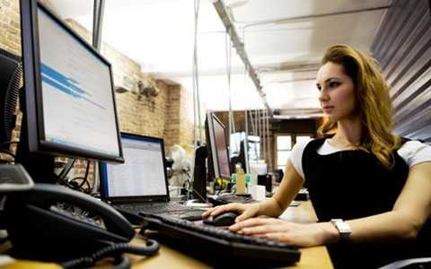 Quản lý hệ thống và quản lý mạng máy tính là nghề làm thêm đáng mơ ước, với nguồn thu nhập hơn 34.000 USD/năm. 