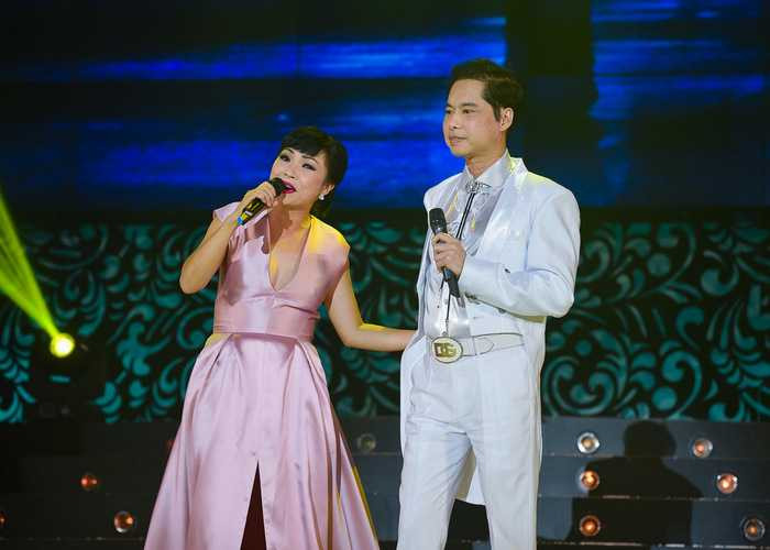 tình khúc vượt thời gian