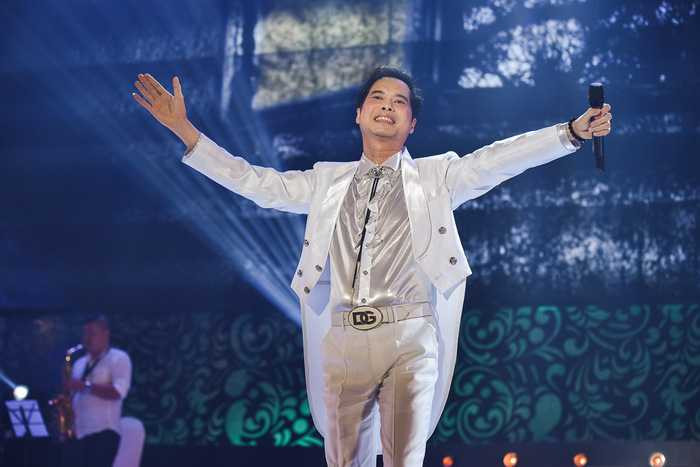 tình khúc vượt thời gian