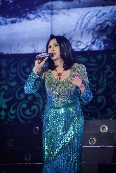 tình khúc vượt thời gian