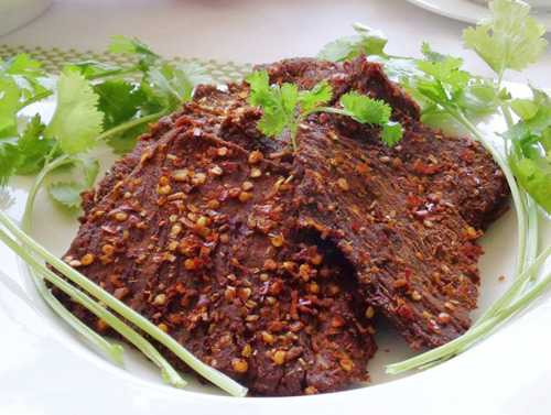 Cách làm thịt bò khô bằng lò vi sóng dễ mà ngon