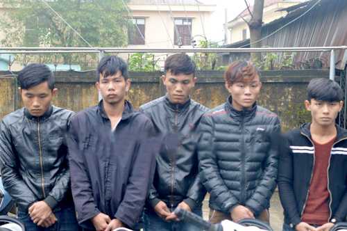  Các nghi can tại cơ quan điều tra. Ảnh. C.A