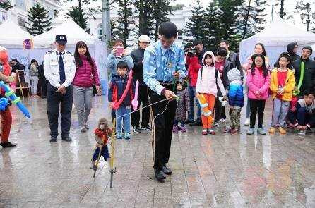 Hàng nghìn cư dân cuồng nhiệt với “Chào 2016” tại Vinhomes Royal City