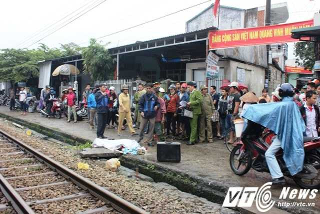 Không xin được việc làm, nam thanh niên lao vào tàu hỏa tự tử