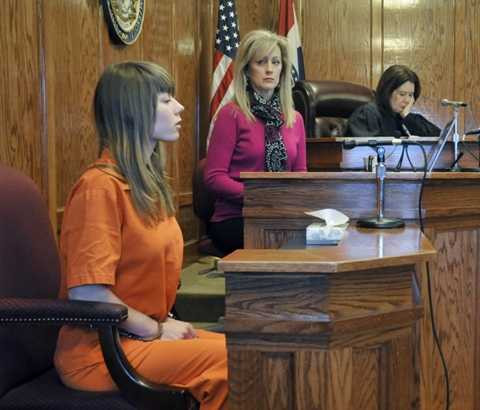 Alyssa đã có một ý tưởng vô cùng táo bạo Alyssa đã có một ý tưởng vô cùng táo bạo