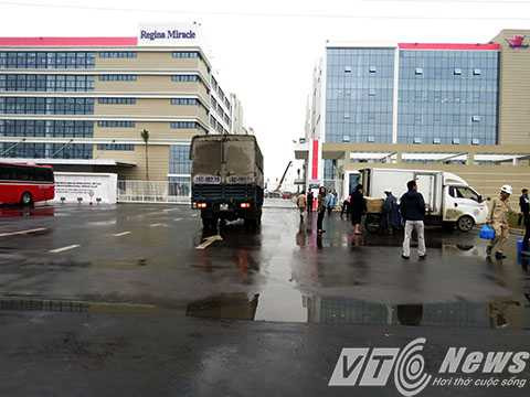 Trụ sở Công ty TNHH Regina Mirade International Việt Nam trong KCN VSip, nơi xảy ra vụ ngộ độc - Ảnh MK Trụ sở Công ty TNHH Regina Mirade International Việt Nam trong KCN VSip, nơi xảy ra vụ ngộ độc - Ảnh MK