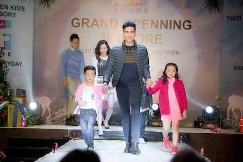 Hoàng Thuỳ Linh 3