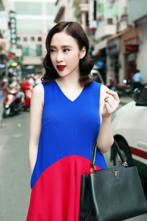 Phát ngôn sốc gây bão showbiz Việt 2015 của Ngọc Trinh, Lâm Chi Khanh