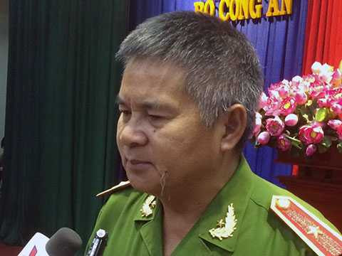 Thiếu tướng Hồ Sỹ Tiến, Cục trưởng cục cảnh sát hình sự, Bộ công an. Thiếu tướng Hồ Sỹ Tiến, Cục trưởng cục cảnh sát hình sự, Bộ công an.