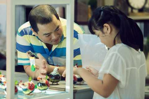 Sau 9 năm kết hôn, cặp đôi Minh Khang – Thúy Hạnh được xem là một trong những cặp vợ chồng nghệ sỹ có cuộc sống hôn nhân viên mãn, hạnh phúc, được nhiều người ngưỡng mộ. 