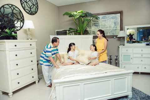 Thúy Hạnh chia sẻ, ngoài việc đi cùng nhau để hội ý với ông xã và ba mẹ thì đây cũng là dịp để đại gia đình có những giây phút đáng nhớ bên nhau. 