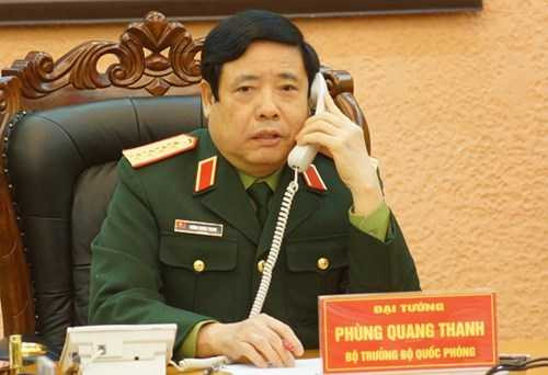 Bộ trưởng Phùng Quang Thanh điện đàm trực tiếp với Bộ trưởng Quốc phòng Trung Quốc, sáng 31/12