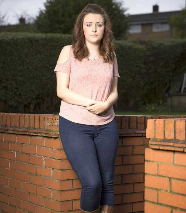 Cô gái mắc bệnh hiếm Marnie Harvie Cô gái mắc bệnh hiếm Marnie Harvie