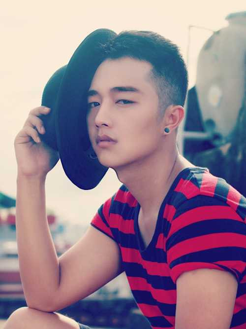 Hot boy Quang Uno