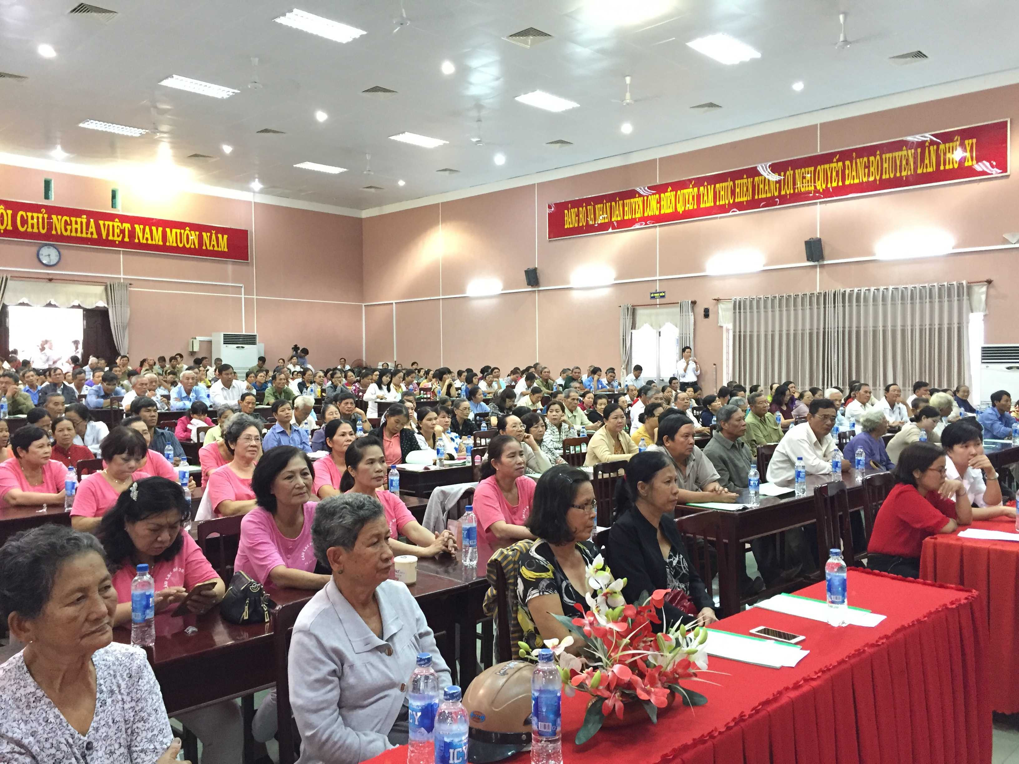 Khách mời tại hội thảo ở Bà Rịa