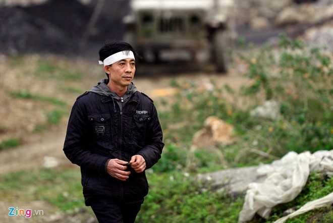 Cả làng Yên Thái bàng hoàng vì vụ việc. Đi đâu chúng tôi cũng nghe tiếng trống, tiếng gõ mõ của đám ma, đau lòng lắm, anh Nguyễn Đăng Mạnh, người thân nạn nhân Phạm Văn Tuyên (tử vong) cho biết.