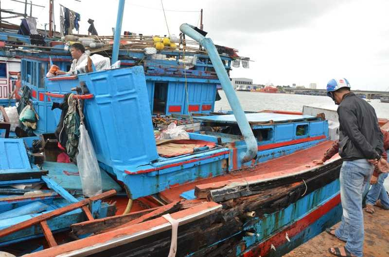 Thuyền trưởng kể phút kinh hoàng tàu cá Quảng Ngãi bị tàu lạ đâm chìm