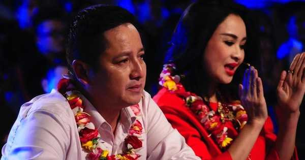 Chí Trung xúc động vì hai thí sinh nhí.