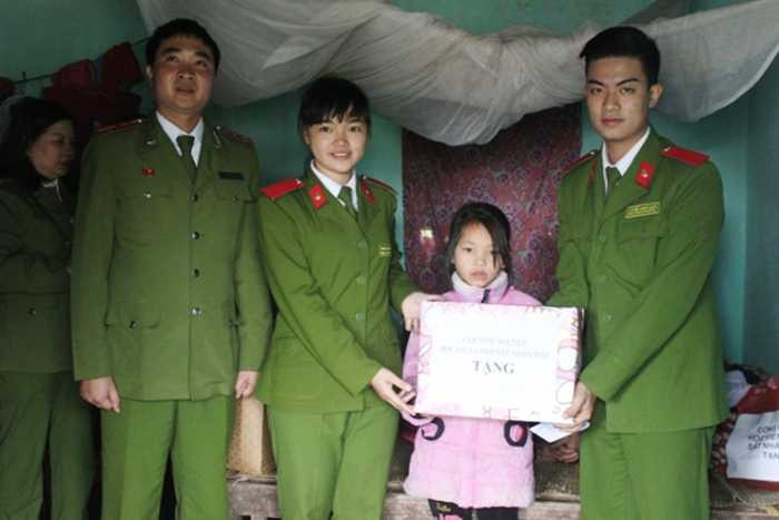 Nam sinh điển trai, tài năng Học viện Cảnh sát