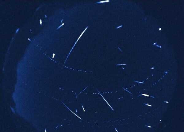 Đêm nay, mưa sao băng rực rỡ đầu tiên chào mừng năm mới 2016 sẽ đổ bộ