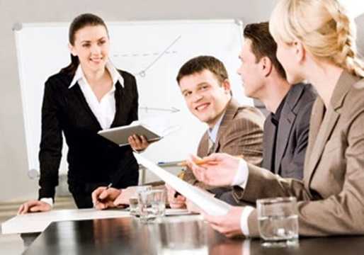 Quản lý tiếp thị: Độ chênh lệch giữa số lượng đăng tuyển hàng tháng và số lượng nhân sự được tuyển: 83.183. Tăng trưởng (từ 2010 – 2015): 23.692. Thu nhập trung bình theo giờ: 61,12 USD.