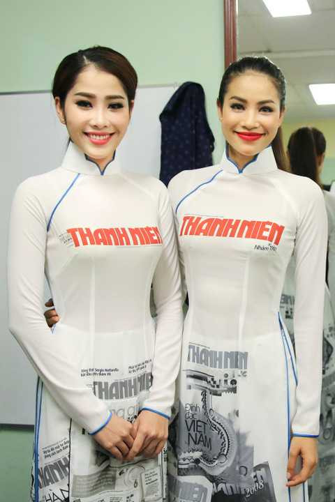 Đây là một trong những chương trình quy tụ nhiều nhan sắc nhất nhì trong showbiz tham dự. Hoa hậu Phạm Hương để mặt mộc, chỉ đánh son nhẹ nhưng vẫn toát lên vẻ đẹp quyến rũ thường thấy. 