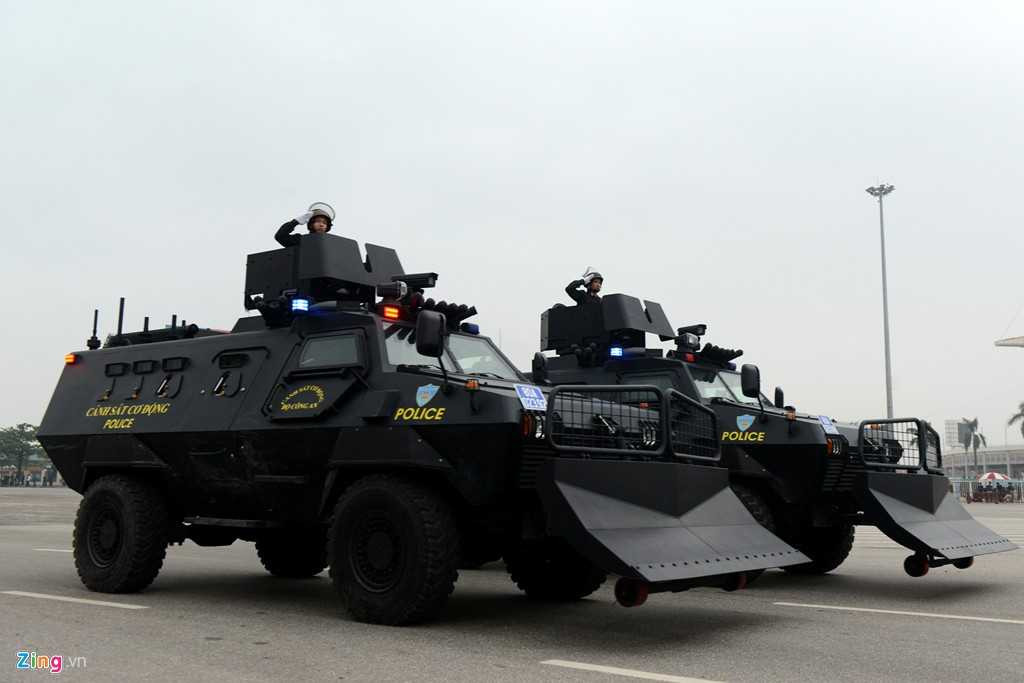 Xe bọc thép đặc chủng trang bị cho Cảnh sát cơ động và Cảnh sát đặc nhiệm làm nhiệm vụ phòng chống khủng bố, giải cứu con tin.
