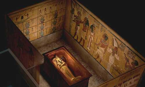 Lăng mộ của pharaoh Tutankhamun được cho là có hai căn phòng bí mật.